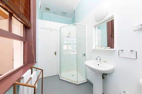 Seal Rocks Lighthouse Cottages - Perisher Accommodation 2