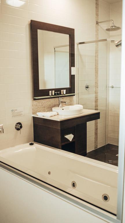 Sfera's Park Suites & Convention Centre - Perisher Accommodation 3