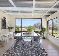 Silky Oak Cottage - cosy with country views - Perisher Accommodation