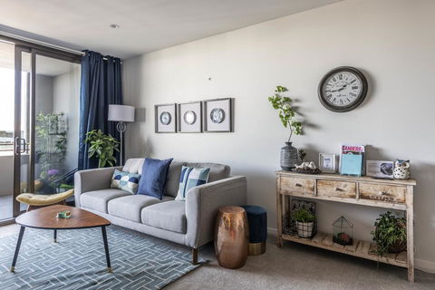 SPACIOUS BRAND NEW // 1BR // IN GORGEOUS BARTON - Perisher Accommodation 2