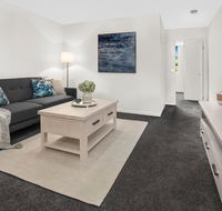Stylish Split Level Apartment 13 Minutes From City - Perisher Accommodation