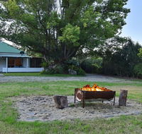 Tabitha Hill Cottage - Perisher Accommodation