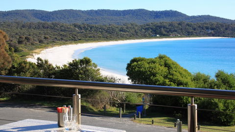 BAY OF FIRES ECO HUT Off Grid Experience At Binalong Bay - Perisher Accommodation 13