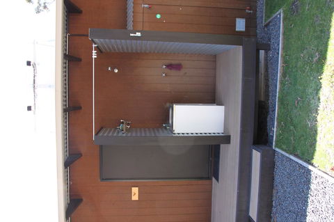 BAY OF FIRES ECO HUT Off Grid Experience At Binalong Bay - Perisher Accommodation 1