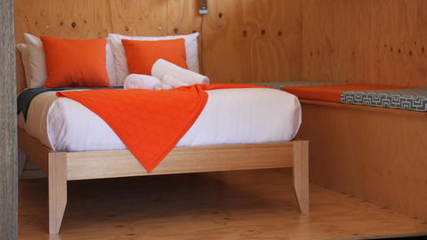 BAY OF FIRES ECO HUT Off Grid Experience At Binalong Bay - Perisher Accommodation 3