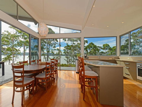 Cloudy Bay Lagoon Estate - Perisher Accommodation 7