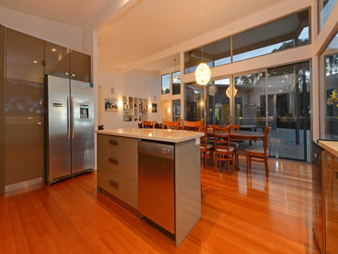 Cloudy Bay Lagoon Estate - Perisher Accommodation 6
