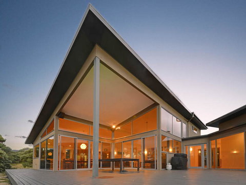 Cloudy Bay Lagoon Estate - Perisher Accommodation 1