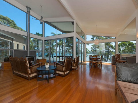 Cloudy Bay Lagoon Estate - Perisher Accommodation 4