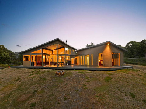 Cloudy Bay Lagoon Estate - Perisher Accommodation 2