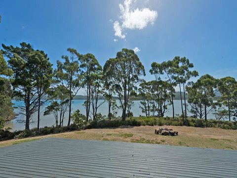 Cloudy Bay Lagoon Estate - Perisher Accommodation 16