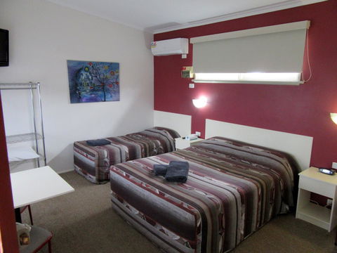 The Highlander Motel - 24HR Check In - Perisher Accommodation 3