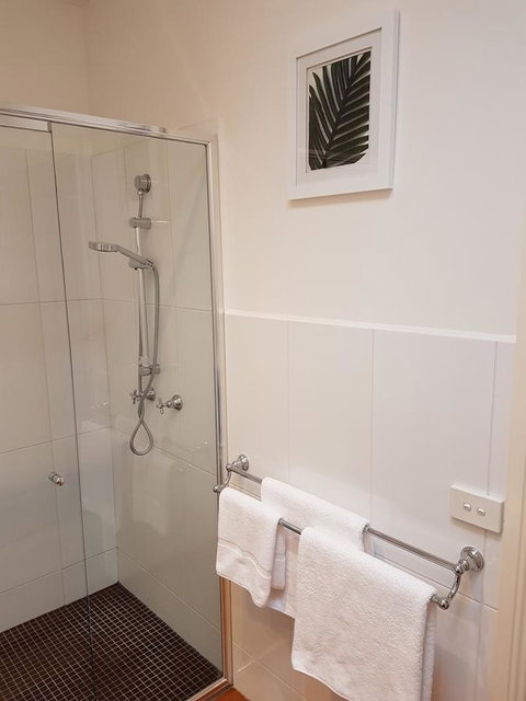 Healesville House - Fig Tree House - Perisher Accommodation 13