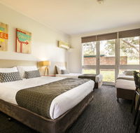 Burvale Hotel - Perisher Accommodation