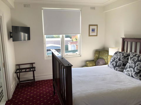 The Corner Hotel Alexandra - Perisher Accommodation 1