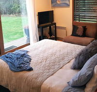 The Gurdies Room with Amazing Sunset Views - Perisher Accommodation