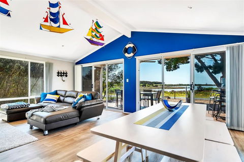 The Lakehouse - Perisher Accommodation 0