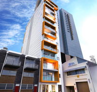 Tom's Court Hotel - Perisher Accommodation