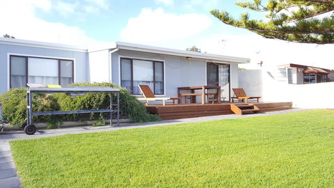 Vandy's Shack At Mount Dutton Bay - Ideal For Couples And Small Families - Perisher Accommodation 1