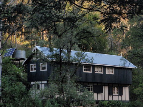 Walhalla Coach House - Perisher Accommodation 0