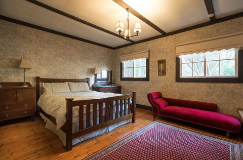 Walhalla Coach House - Perisher Accommodation 1