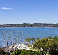 Wanda Point House - Tranquil Elegant  Dog Friendly - Perisher Accommodation