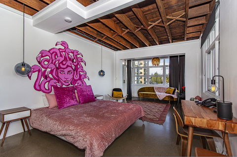The Pink Hotel Coolangatta - Perisher Accommodation 33