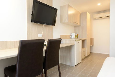 Smart Motels Bert Hinkler - Perisher Accommodation 40