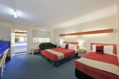 Smart Motels Bert Hinkler - Perisher Accommodation 13