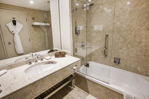 Sofitel Brisbane Central - Perisher Accommodation 11