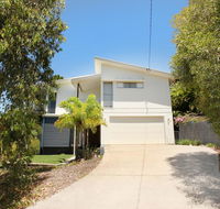 224 Centenary Heights Road Coolum Beach 500 Dollar Bond Linen Included - Perisher Accommodation