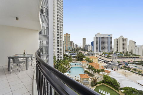 Holiday Holiday Chevron Renaissance Apartments - Perisher Accommodation 24