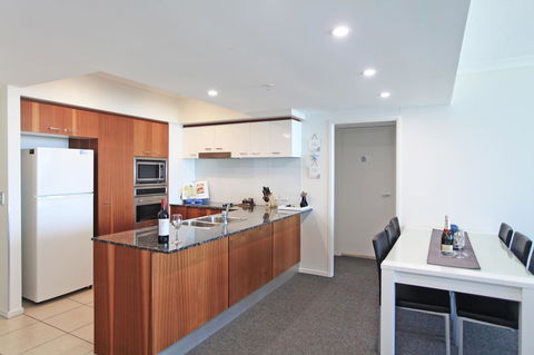 Holiday Holiday Chevron Renaissance Apartments - Perisher Accommodation 19