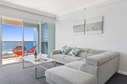 Holiday Holiday Chevron Renaissance Apartments - Perisher Accommodation 13