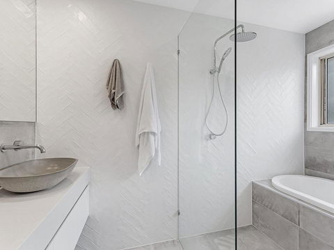 Wirragulla, 10 Marty Avenue - Stylish Modern House With Ducted Air Con & WIFI - Perisher Accommodation 0