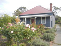 Yarram Cottage Art and Accommodation