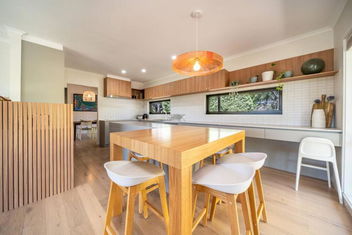 Adelaide Hills Retreat - Surrounded By Nature with Perisher Accommodation