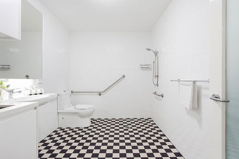 Art Deco Designer Studio In Lewisham - Perisher Accommodation 3