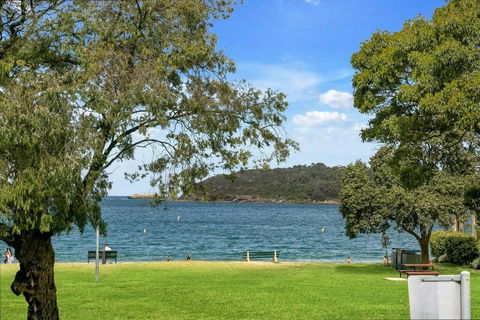 BALO1 - The Esplanade - Mosman - Perisher Accommodation 0