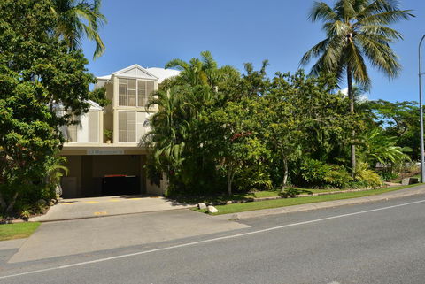Port Douglas Apartments - Adults Only Oasis - Perisher Accommodation 28
