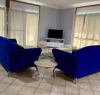 Bees Place - 3 bedroom home on 10 acres of land with distant ocean views - Perisher Accommodation