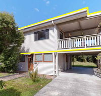 'Beach Break 1' 1/10 Lionel Street - upstairs unit with Aircon - Perisher Accommodation