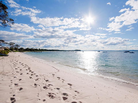 'Beachside' Shoal Bay, Unit 4 - Perisher Accommodation 1