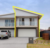 'Birubi Breezes' 2/7 Fitzroy St - Large Duplex with Air Conditioning WIFI  only 5 minute walk to the beach - Perisher Accommodation