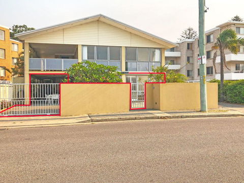 'Mooring One Downstairs', 23 Shoal Bay Rd - Fantastic Ground Floor Duplex With Views, WIFI And Air Conditioning - Perisher Accommodation 0