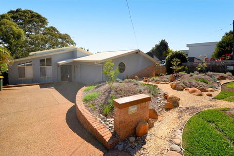 131 Pacific Drive, Port Macquarie - Perisher Accommodation 0
