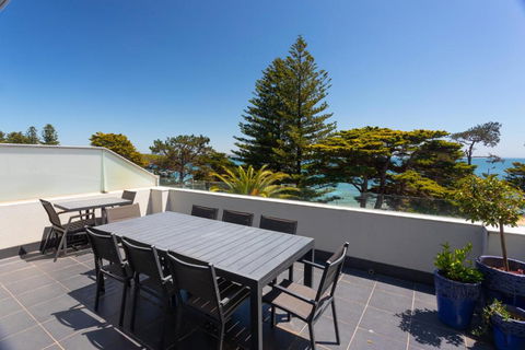C-Scape Penthouse - Cowes Beach Front - Perisher Accommodation 0