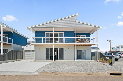C-Views - Aldinga Beach - C21 SouthCoast Holidays - Perisher Accommodation 1