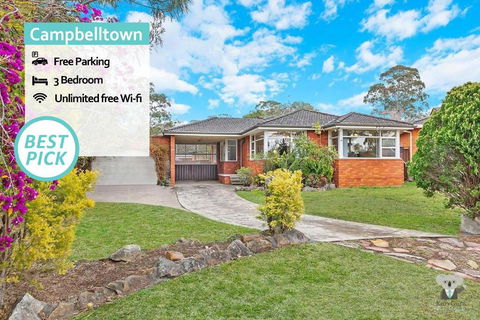 CAMPBELLTOWN HOLIDAY HOME 3 BED + FREE PARKING NCA039 - Perisher Accommodation 0