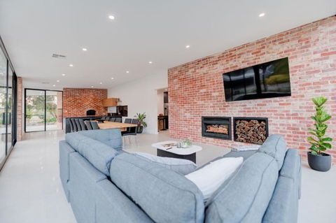CASALE ESTATE - Perisher Accommodation 1